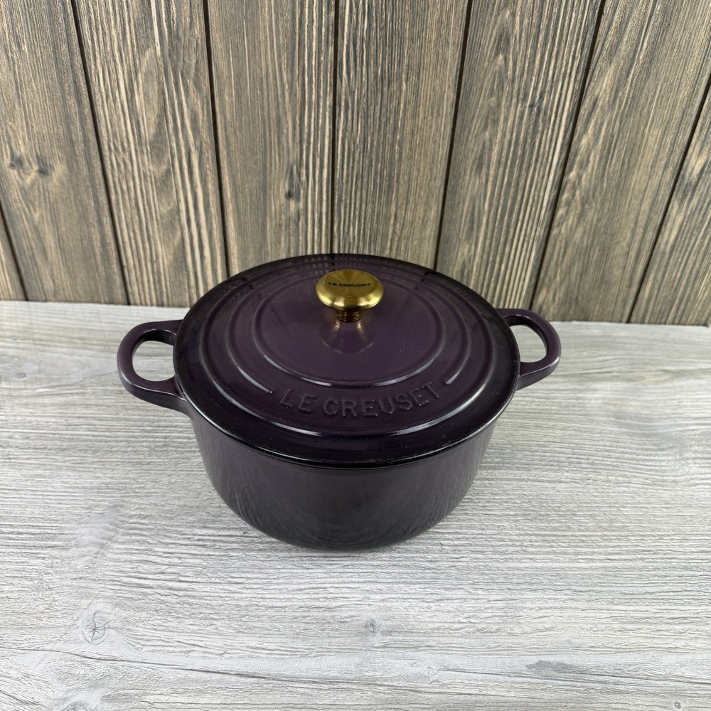 Le Creuset Cassis 18cm Round Dutch Oven Cocotte Cast Iron France Gold Knob